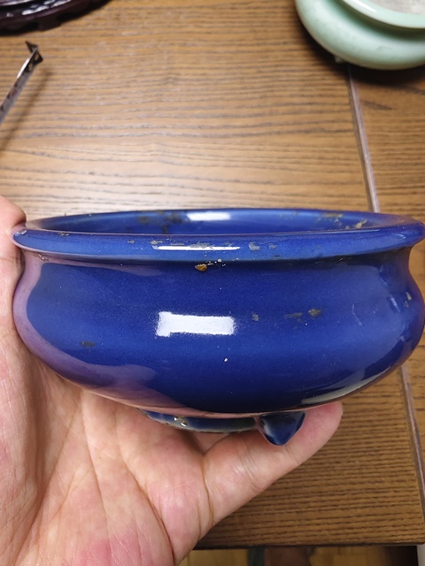 古玩陶瓷藍(lán)釉香爐拍賣,當(dāng)前價格980元