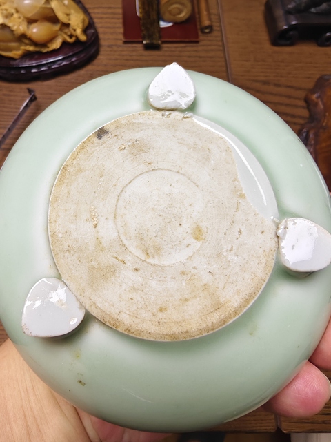古玩陶瓷冬青釉彩繪花卉紋香爐拍賣，當前價格980元