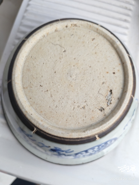 古玩陶瓷清中期青花龍紋香爐拍賣,當前價格1888元