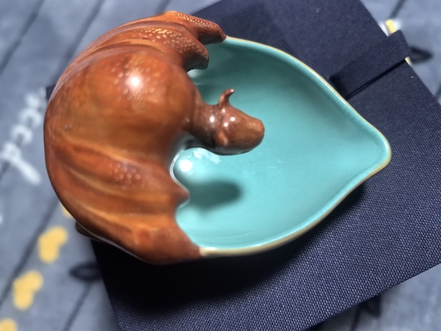 古玩陶瓷粉彩壽桃蝙蝠仿生洗真品鑒賞圖
