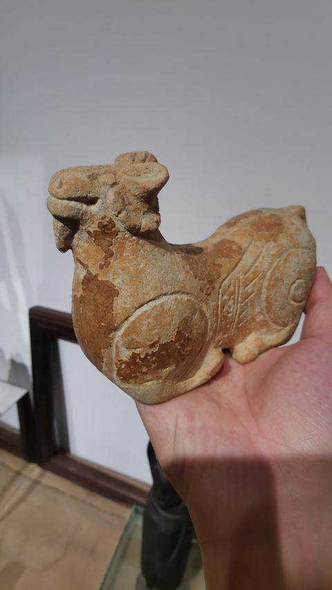古玩陶瓷洪州窯瓷羊真品鑒賞圖