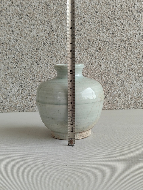 古玩陶瓷白釉瓶拍賣(mài),當(dāng)前價(jià)格680元