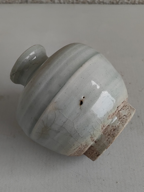 古玩陶瓷白釉瓶拍賣(mài),當(dāng)前價(jià)格680元