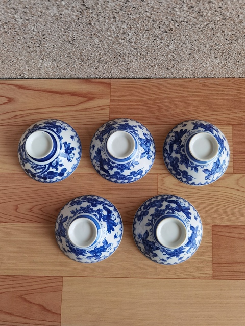 古玩陶瓷嬰戲紋青花小碗拍賣，當(dāng)前價(jià)格398元