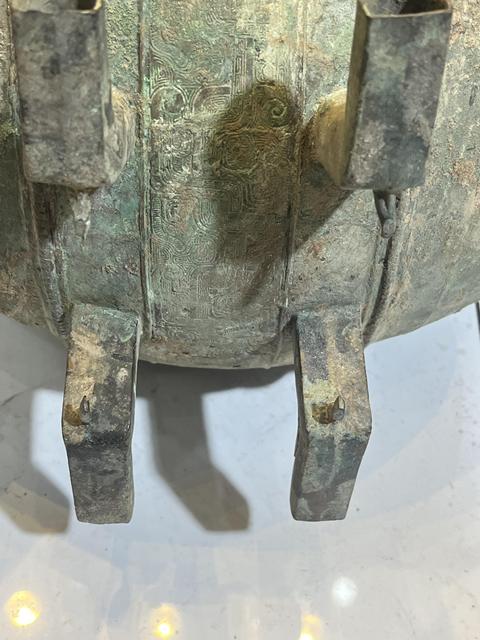 古玩銅器繭型銅鼓真品鑒賞圖