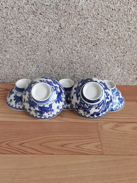 古玩陶瓷嬰戲紋青花小碗拍賣，當(dāng)前價(jià)格398元