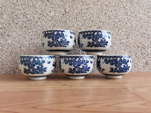 古玩陶瓷嬰戲紋杯拍賣，當(dāng)前價(jià)格260元