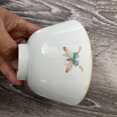古玩陶瓷同治粉彩茶碗茶圓拍賣,當前價格4680元