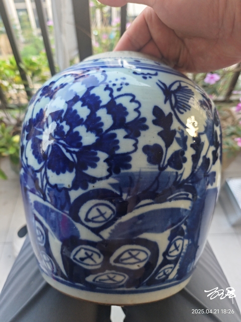 古玩陶瓷晚清青花洞石牡丹蓋罐拍賣,當前價格988元