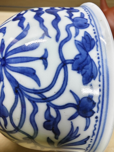 古玩陶瓷青花花卉紋茶碗拍賣，當(dāng)前價(jià)格980元