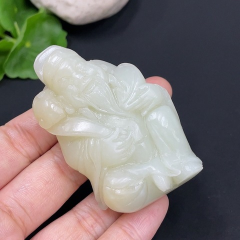 古玩玉器278和田玉手把件 財神 貨品總重約71.8g配證書拍賣,當前價格1650元
