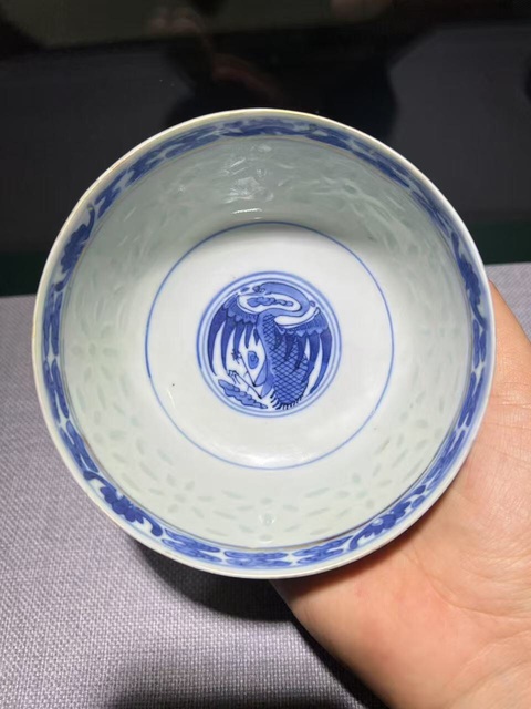 古玩陶瓷光緒·青花描金團鶴暗八仙紋碗真品鑒賞圖