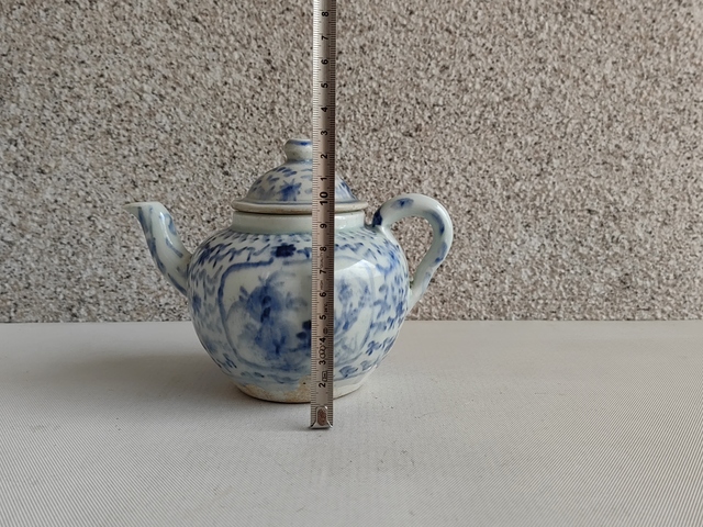 古玩陶瓷青花執(zhí)壺拍賣,當前價格1200元