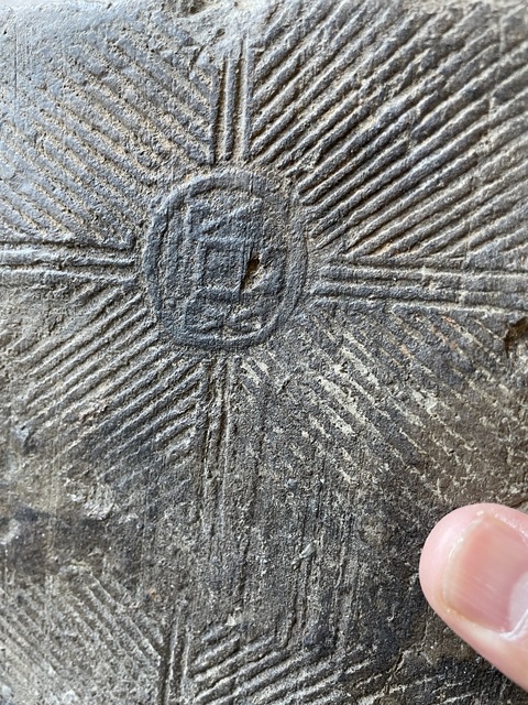 古玩陶瓷漢磚改硯臺拍賣,當前價格488元