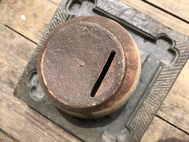 古玩陶瓷元末明初.撲滿(古代存錢罐)拍賣,當前價格0元