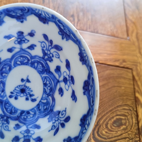 古玩陶瓷康熙青花瓷花卉盤拍賣，當前價格1600元