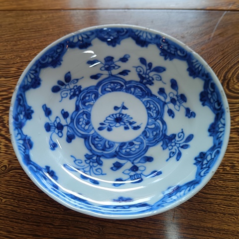 古玩陶瓷康熙青花瓷花卉盤拍賣，當前價格1600元