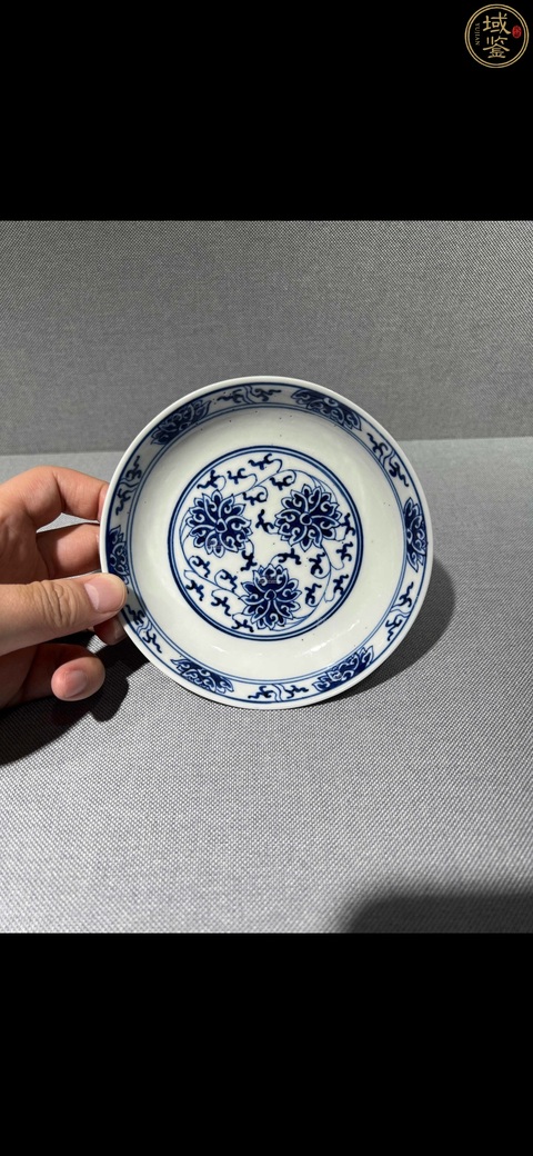 古玩陶瓷清光緒官窯青花纏枝花卉紋小盤拍賣,當前價格32888元