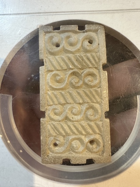 古玩玉器戰(zhàn)國(guó)地方玉卷云紋”飾件拍賣,當(dāng)前價(jià)格2888元