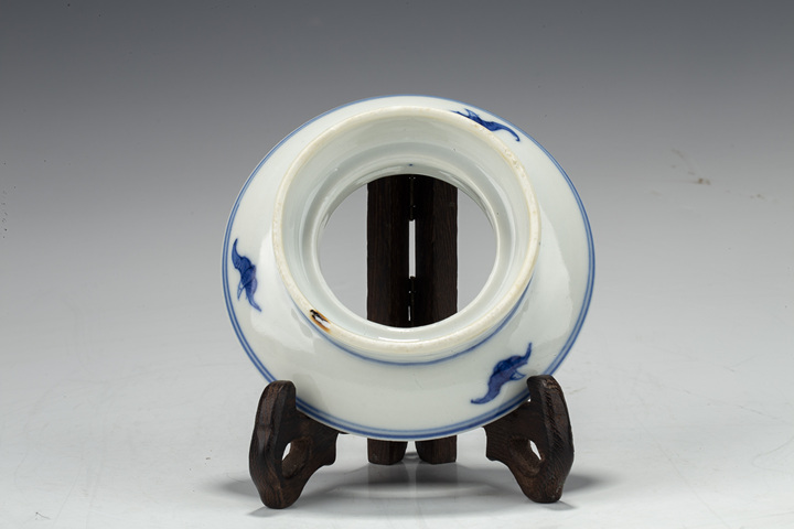古玩陶瓷清光緒·青花松竹梅紋三才碗（官）
真品鑒賞圖