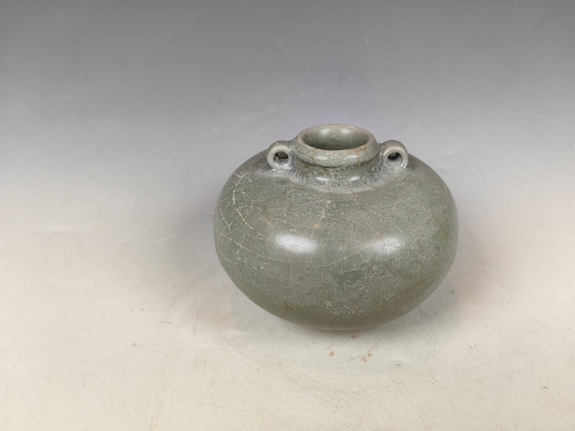 古玩陶瓷元代龍泉青瓷水盂真品鑒賞圖
