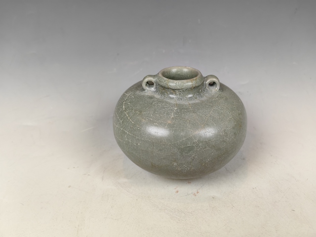 古玩陶瓷元代龍泉青瓷水盂真品鑒賞圖