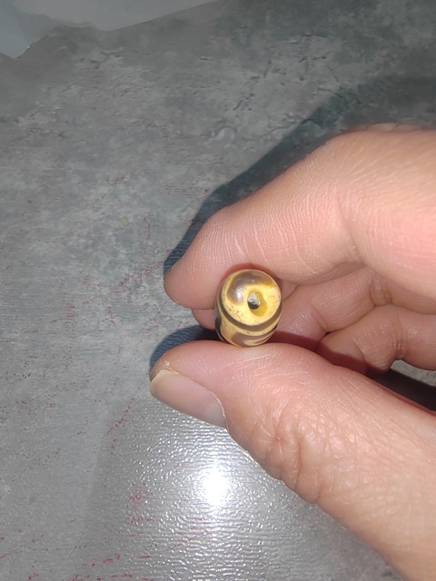 古玩玉器老料器天珠拍賣，當前價格888元