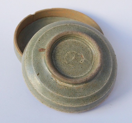 古玩陶瓷五代至北宋早期越窯青釉蓋盒拍賣，當前價格1888元