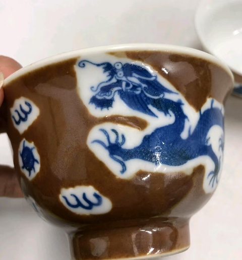 古玩陶瓷一對紫金釉青花五爪龍紋茶碗拍賣，當(dāng)前價格1200元