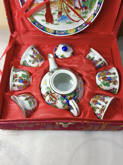 古玩陶瓷粉彩描金茶具一套拍賣,當前價格336元