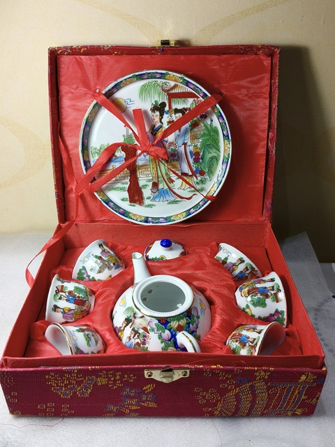 古玩陶瓷粉彩描金茶具一套拍賣,當前價格336元