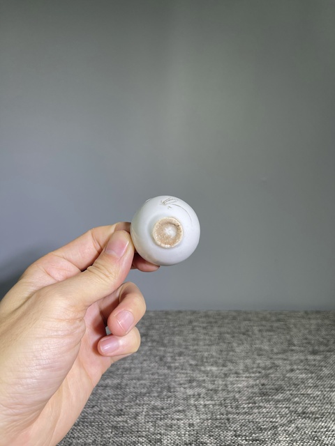 古玩陶瓷清晚期.白釉描金蘭草紋小杯子(不貪杯)拍賣,當前價格0元