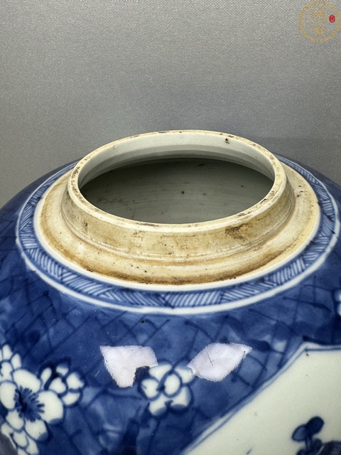 古玩陶瓷清早·青花冰梅開窗博古紋罐真品鑒賞圖