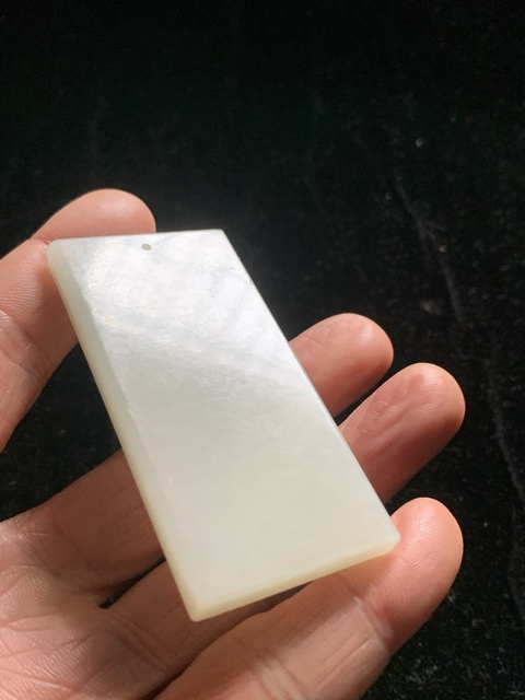 古玩玉器精品和田玉雕“山水牌”拍賣,當前價格11000元