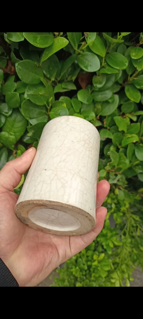 古玩陶瓷【無托實拍】哥釉筆筒拍賣,當(dāng)前價格500元