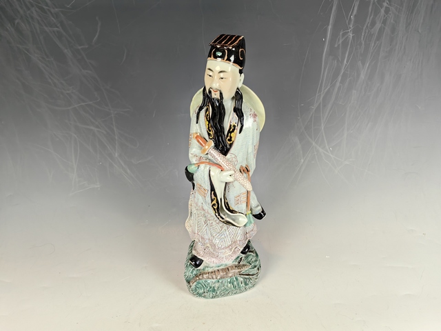 古玩陶瓷晚清民國粉彩八仙人物呂洞賓雕塑真品鑒賞圖