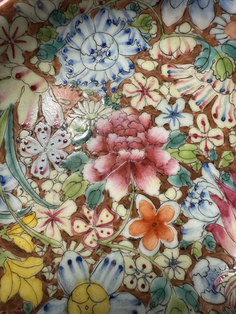 古玩陶瓷百花不落地粉彩盤真品鑒賞圖