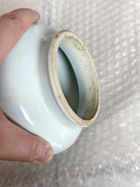 古玩陶瓷晚明白釉罐真品鑒賞圖