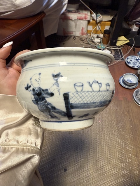 古玩陶瓷博古嬰戲紋青花香爐真品鑒賞圖