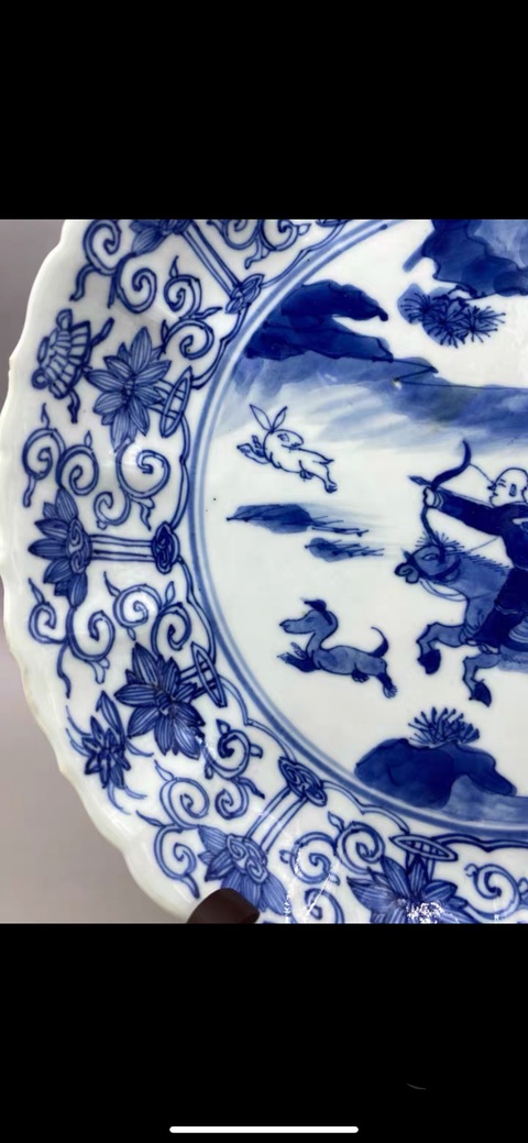 古玩陶瓷清康熙 青花狩獵圖花口盤拍賣，當前價格4777元