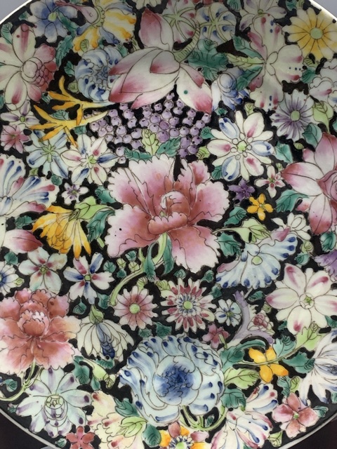 古玩陶瓷百花不落地粉彩盤真品鑒賞圖