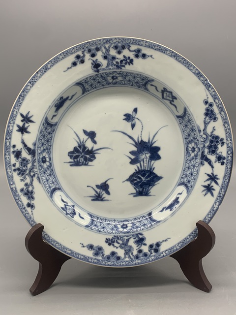 古玩陶瓷清康熙青花荷塘景色花卉紋賞盤拍賣，當(dāng)前價(jià)格1188元