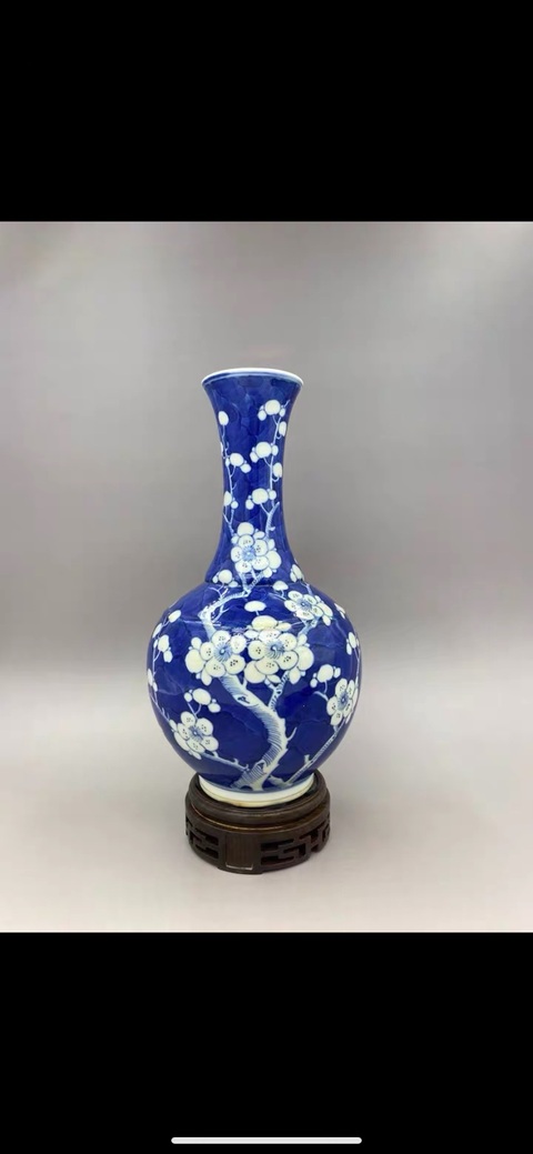 古玩陶瓷晚清 細(xì)路頂級(jí)發(fā)色青花冰梅圖賞瓶拍賣,當(dāng)前價(jià)格2570元
