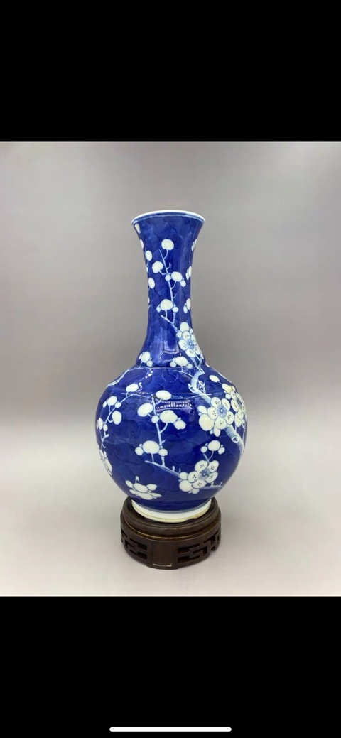 古玩陶瓷晚清 細(xì)路頂級(jí)發(fā)色青花冰梅圖賞瓶拍賣,當(dāng)前價(jià)格2570元