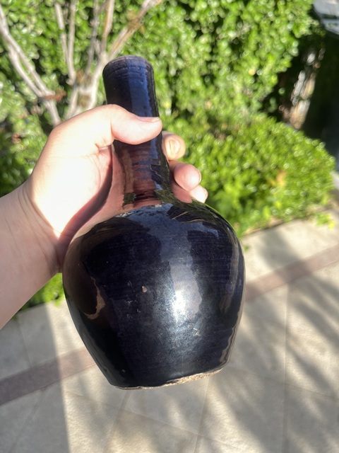 古玩陶瓷黑釉天球瓶真品鑒賞圖