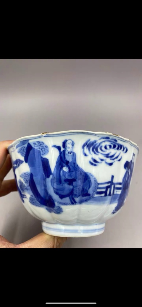 古玩陶瓷清康熙時(shí)期 青花八仙人物瓜棱花口碗拍賣，當(dāng)前價(jià)格13777元
