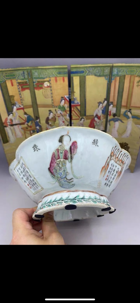 古玩陶瓷清道咸時期 粉彩無雙譜人物高足貢碗拍賣，當前價格9777元