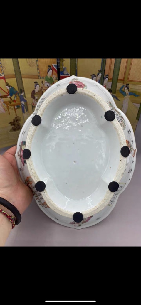 古玩陶瓷清道咸時期 粉彩無雙譜人物高足貢碗拍賣，當前價格9777元