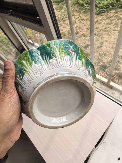 古玩陶瓷百財圖粉彩碗真品鑒賞圖