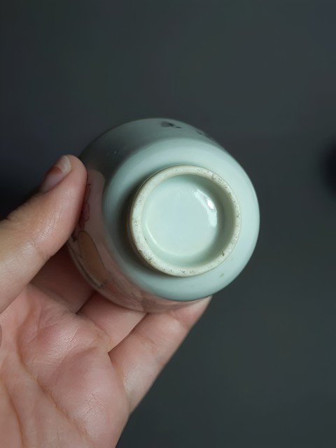 古玩陶瓷民國粉彩蘭草花卉紋茶杯拍賣,當前價格800元